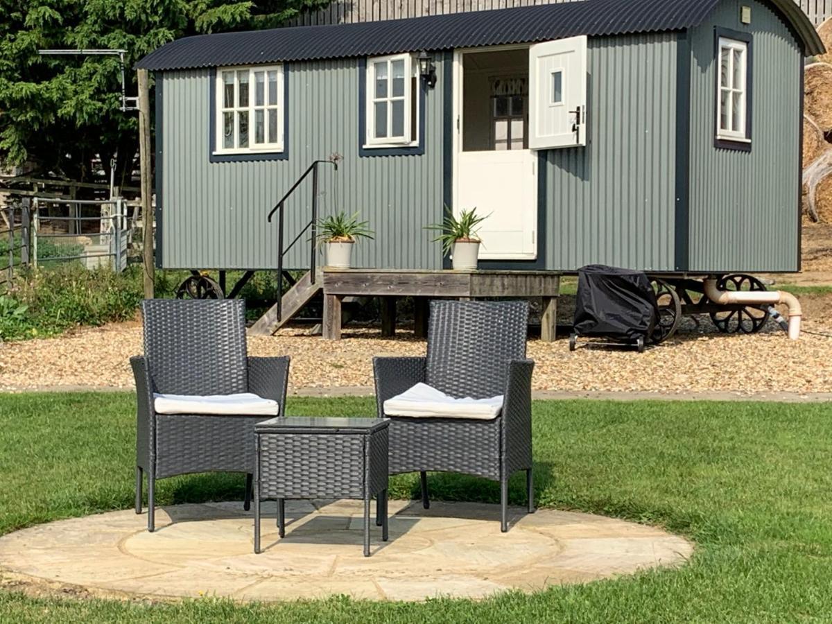 Weatherhead Farm Shepherds Hut Villa Бъкингам Екстериор снимка