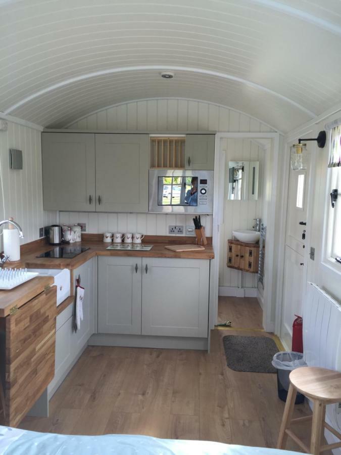Weatherhead Farm Shepherds Hut Villa Бъкингам Екстериор снимка